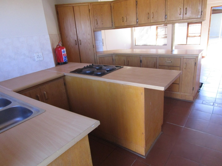 2 Bedroom Property for Sale in Langenhovenpark Free State